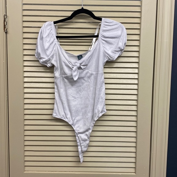 wild fable Tops - Wild Fable white bodysuit in size Medium